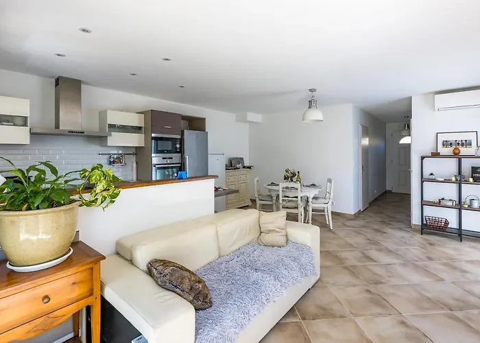 Nyaraló Cibelle - Charmante Maison Avec Terrasse
